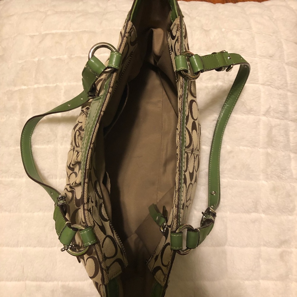 Coach Handbag - Picture 3 of 4